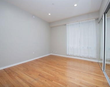 1927 Glendon Avenue - Photo Thumbnail 20