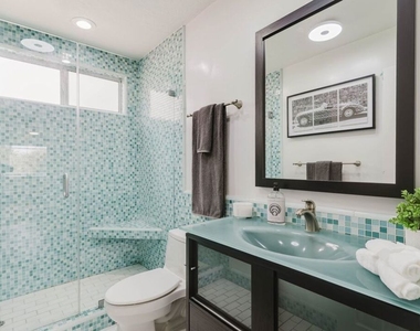 2721 2nd Street - Photo Thumbnail 20