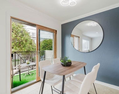 2721 2nd Street - Photo Thumbnail 8