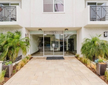 2721 2nd Street - Photo Thumbnail 2