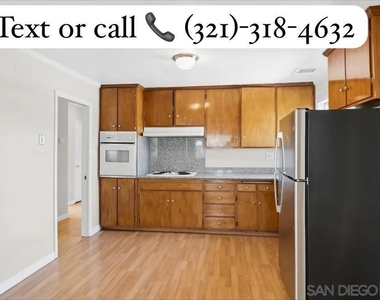 284 N Yosemite Dr, Pittsburg - Photo Thumbnail 3
