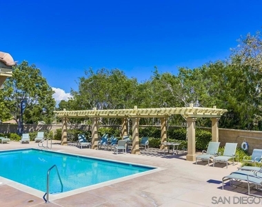 4674 Meadow Dr - Photo Thumbnail 22