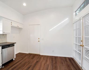 1760 Shady Brook Drive - Photo Thumbnail 11