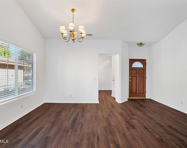 1760 Shady Brook Drive - Photo Thumbnail 8