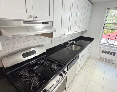 79-25 150th Street - Photo Thumbnail 8
