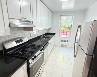 79-25 150th Street - Photo Thumbnail 6