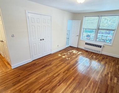 79-25 150th Street - Photo Thumbnail 17