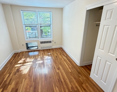 79-25 150th Street - Photo Thumbnail 15
