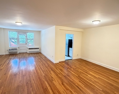 79-25 150th Street - Photo Thumbnail 1