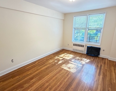 79-25 150th Street - Photo Thumbnail 13