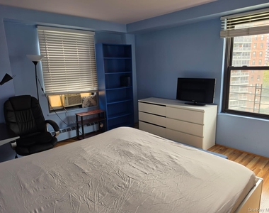 61-35 98th Street - Photo Thumbnail 14
