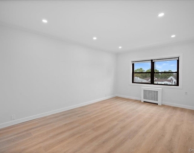240 Halstead Avenue - Photo Thumbnail 10