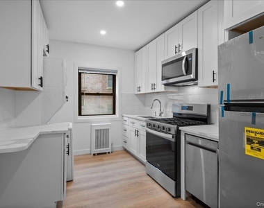 240 Halstead Avenue - Photo Thumbnail 4
