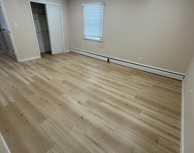 265 Randall Avenue - Photo Thumbnail 10