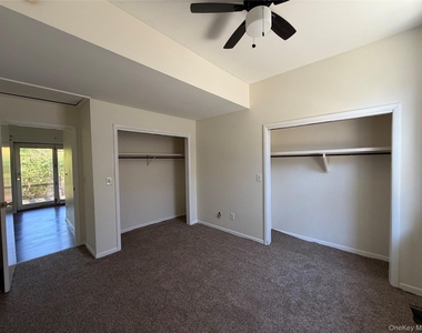 165 Ulster Avenue - Photo Thumbnail 6
