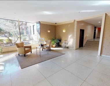 10025 Queens Boulevard - Photo Thumbnail 16