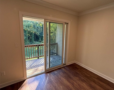 405 Fox Run Lane - Photo Thumbnail 1