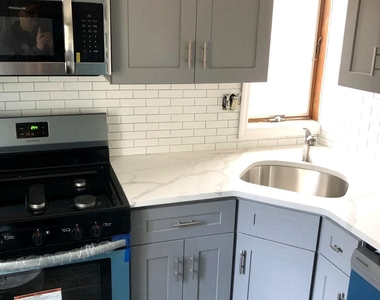 318 Linden Street - Photo Thumbnail 3