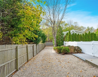39 Depot Road - Photo Thumbnail 12