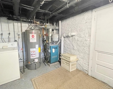 306 Soundview Avenue - Photo Thumbnail 24