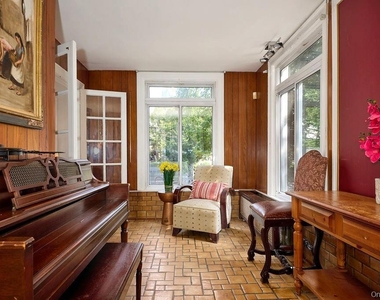 70 Frederick Place - Photo Thumbnail 8
