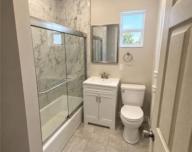 37 Fisher Avenue - Photo Thumbnail 14