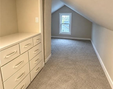 37 Fisher Avenue - Photo Thumbnail 11