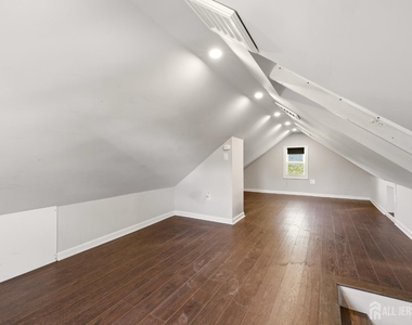 208 S 8th Avenue S - Photo Thumbnail 21