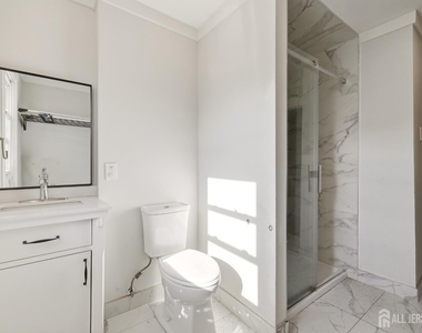 208 S 8th Avenue S - Photo Thumbnail 17