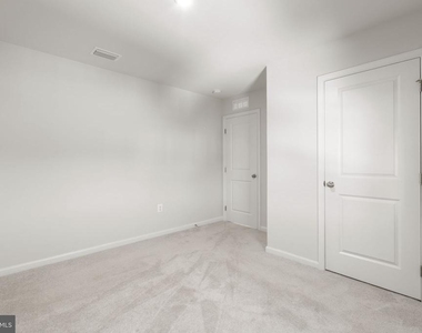 1608 Creek Bottom Place - Photo Thumbnail 25