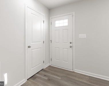 1608 Creek Bottom Place - Photo Thumbnail 1