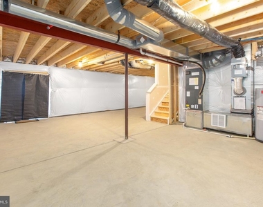 1608 Creek Bottom Place - Photo Thumbnail 49