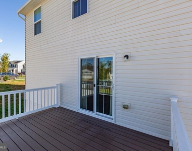 1608 Creek Bottom Place - Photo Thumbnail 45