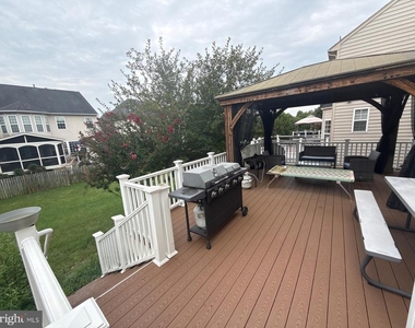 8707 Raleigh Mews - Photo Thumbnail 1