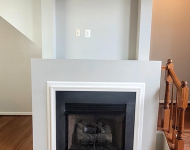 15214 Rosemont Manor Drive - Photo Thumbnail 4