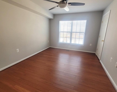 15214 Rosemont Manor Drive - Photo Thumbnail 14