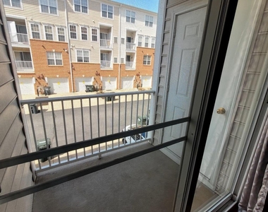 15214 Rosemont Manor Drive - Photo Thumbnail 15