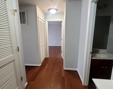 15214 Rosemont Manor Drive - Photo Thumbnail 11