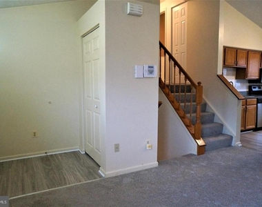 10337 Abbott Road - Photo Thumbnail 10