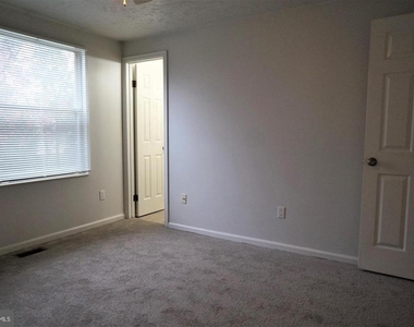 10337 Abbott Road - Photo Thumbnail 21