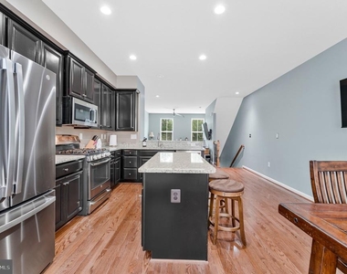 24977 Coats Square - Photo Thumbnail 4