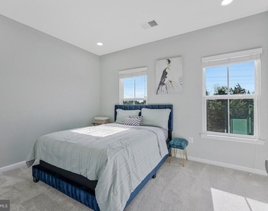 24977 Coats Square - Photo Thumbnail 13