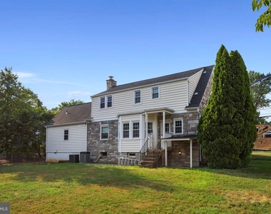 603 Martin Avenue - Photo Thumbnail 26
