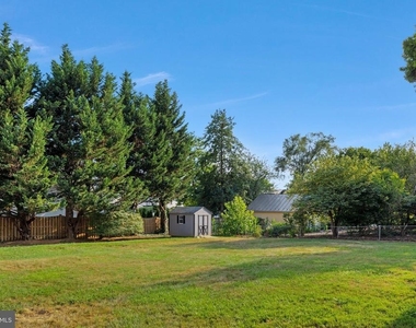 603 Martin Avenue - Photo Thumbnail 25