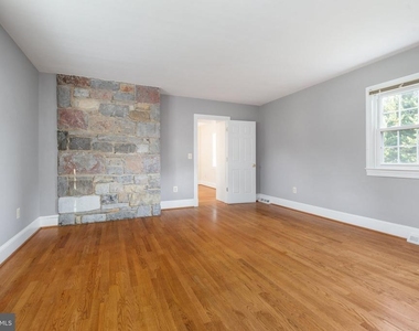603 Martin Avenue - Photo Thumbnail 3