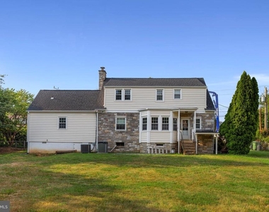 603 Martin Avenue - Photo Thumbnail 27