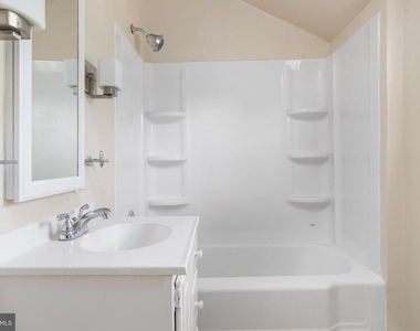 603 Martin Avenue - Photo Thumbnail 19