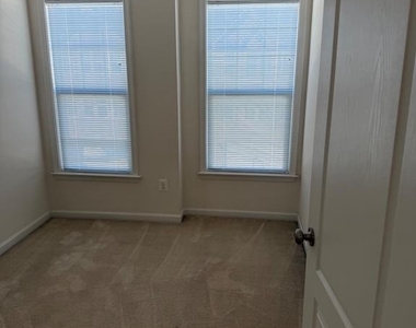 43297 Novi Terrace - Photo Thumbnail 6