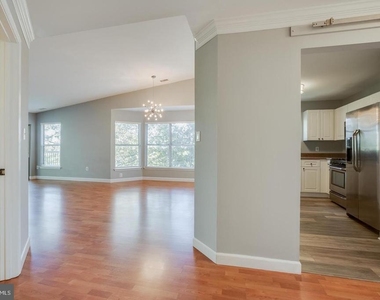20575 Snowshoe Square - Photo Thumbnail 1