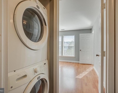 20575 Snowshoe Square - Photo Thumbnail 15